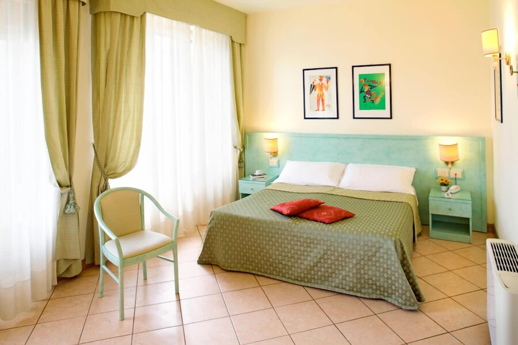 Hotel Eden Park Diano Marina Exterior photo