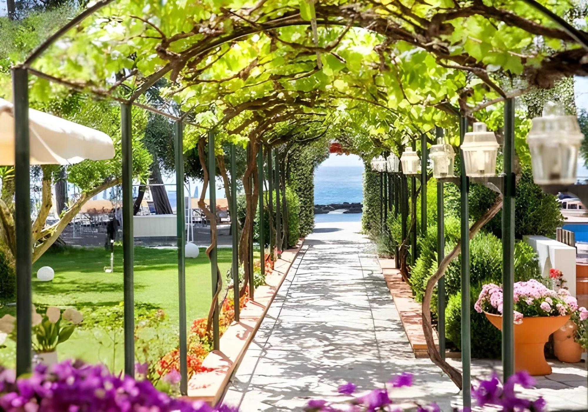 Hotel Eden Park Diano Marina Exterior photo