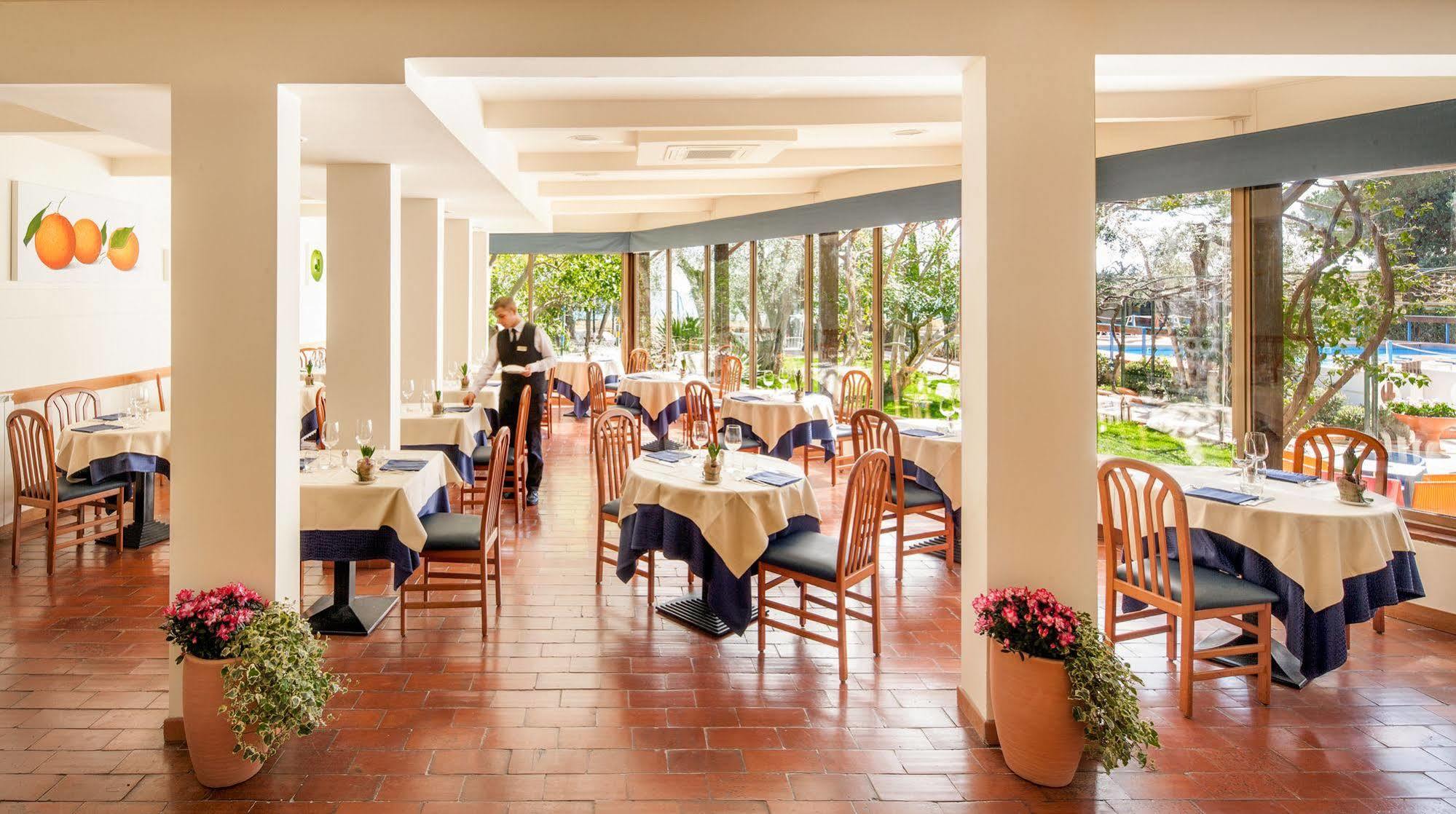 Hotel Eden Park Diano Marina Exterior photo